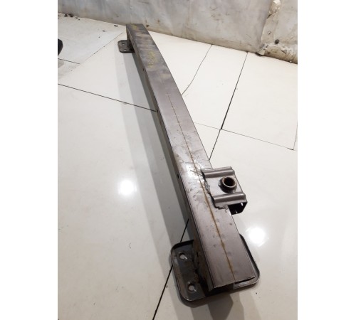 Усилитель заднего бампера