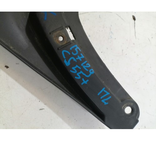 Брызговик передний левый