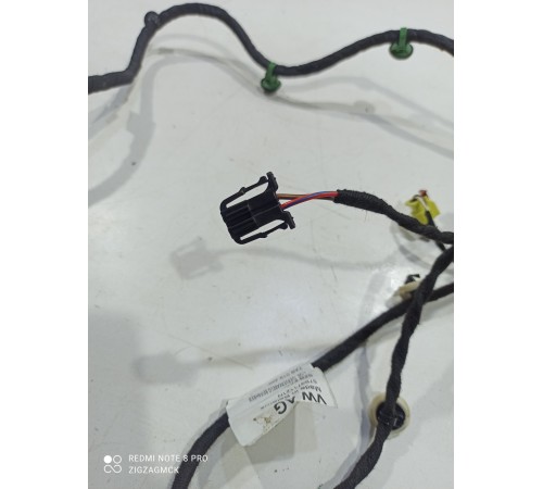 Электропроводка двери (передняя правая)