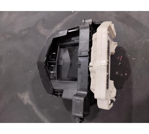 Линза фары передняя левая