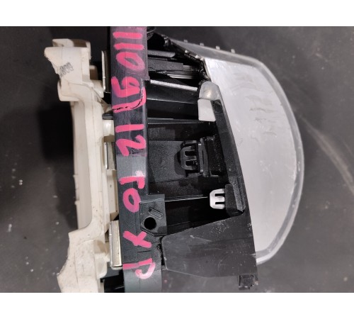 Линза фары передняя левая