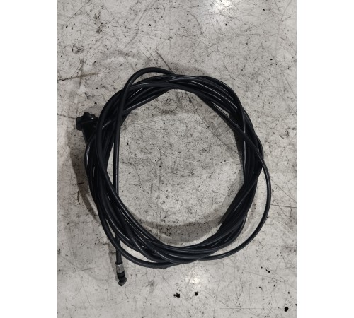 Трос открывания лючка бензобака