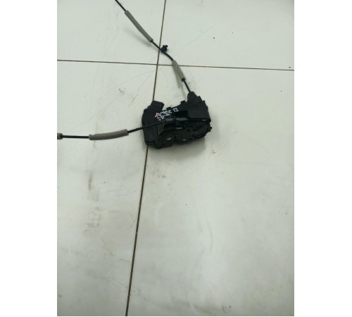 Замок задний правый