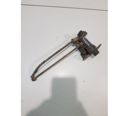 Кран уровня кузова