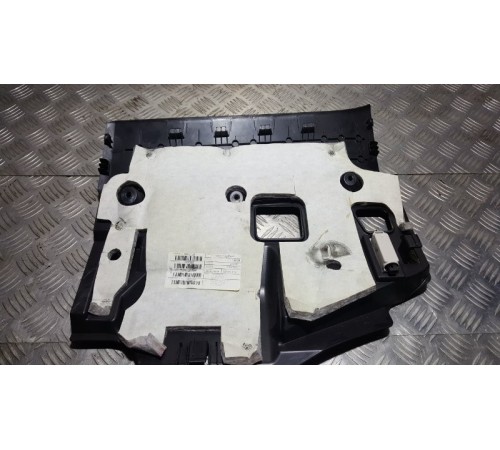 Накладка в салоне