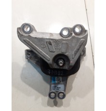 Опора двигателя (правая)