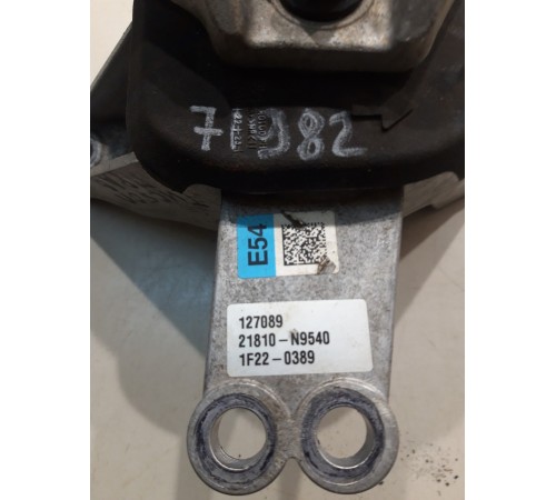 Опора двигателя (правая)