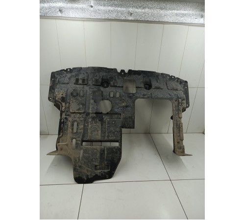 Защита двигателя антигравийная пластик