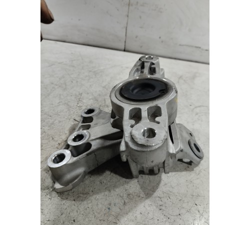 Подушка опора двигателя