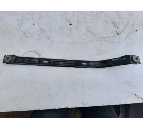 Крепление топливного бака центральное