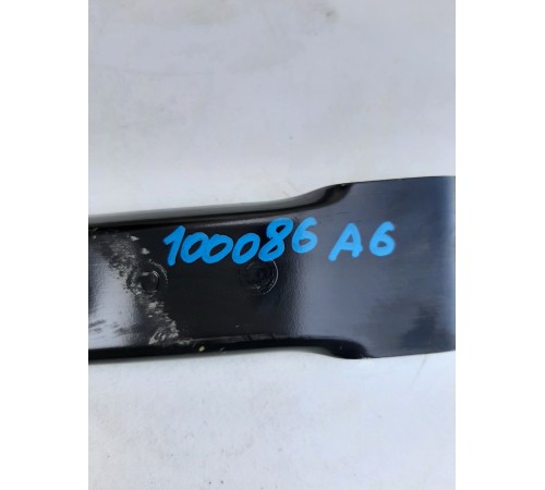 Крепление топливного бака центральное