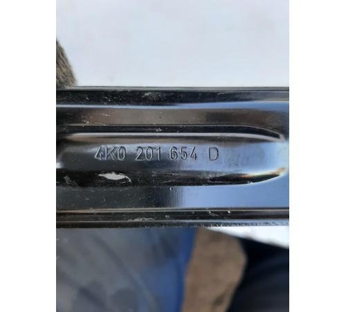 Крепление топливного бака центральное