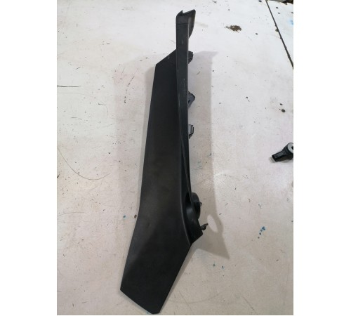 Накладка фонаря задняя левая