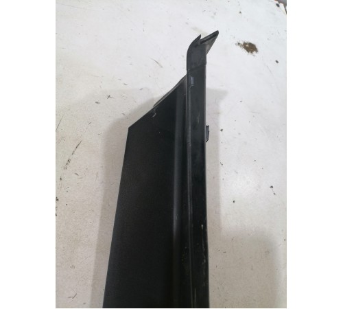 Накладка фонаря задняя левая