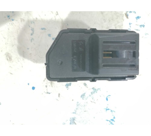 Кнопка центрального замка