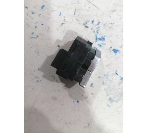 Кнопка центрального замка