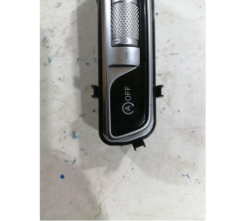 Кнопка корректора фар