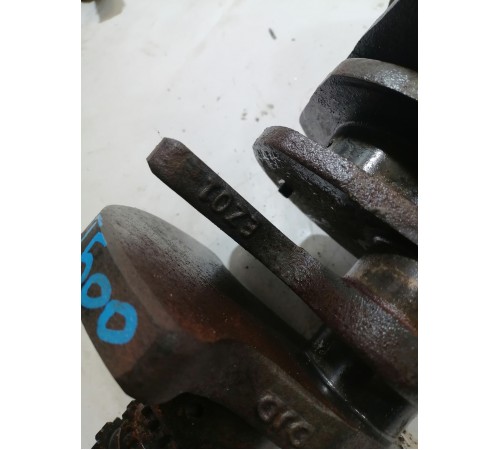 Коленвал 3,0 бензин