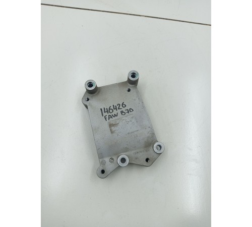 Кронштейн крепление генератора