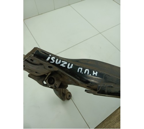 Рычаг подвески передний правый нижний