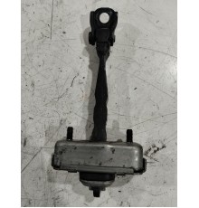 Ограничитель двери(передний левый)