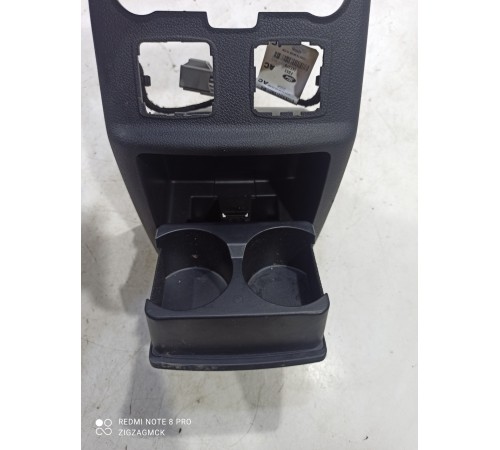 Накладка центральной консоли задняя