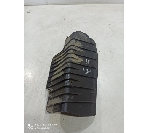 Защита антигравийная правая