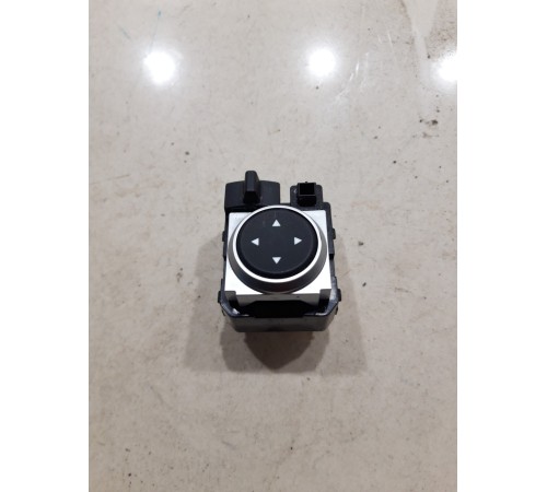 Блок управления зеркалами (передний левый)