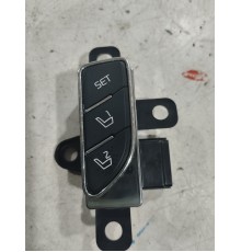 Кнопка памяти сиденья передняя левая