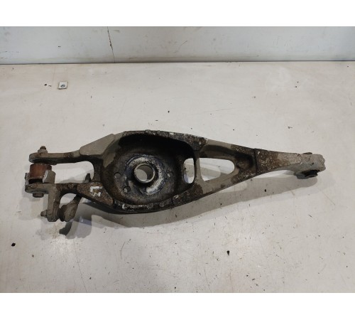 Рычаг подвески(задний левый) поперечный
