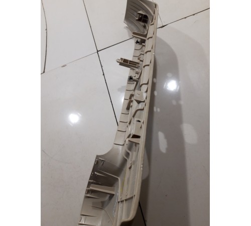 Накладка сиденья (правая левая)