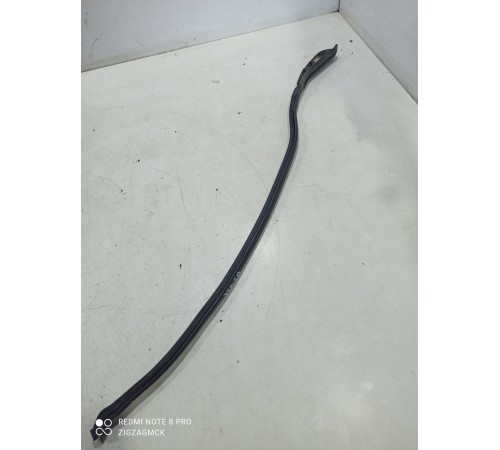 Уплотнитель двери(задний правый)