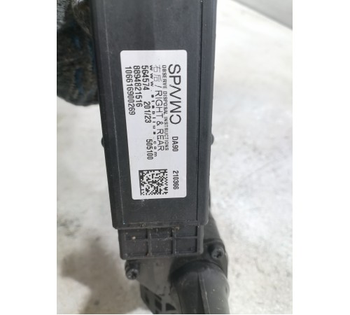 Электропривод открывания двери задний правый