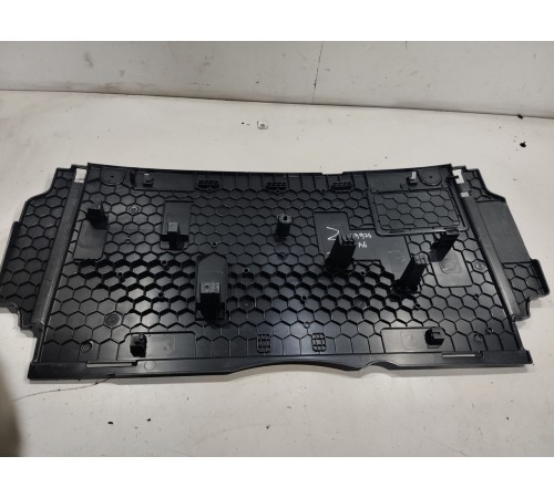 Панель пола багажного отсека