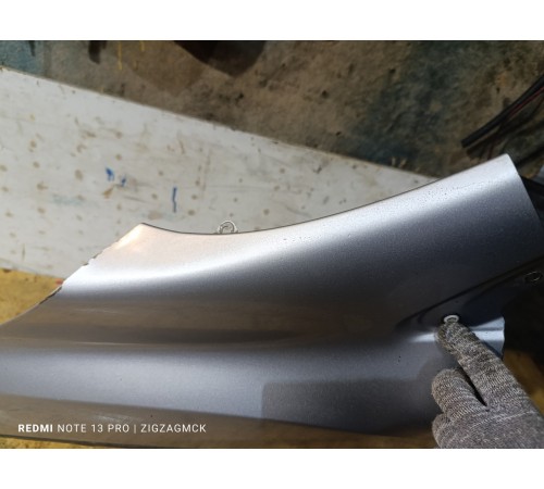 Крыло переднее левое