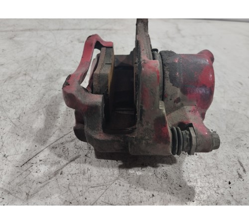 Суппорт передний левый