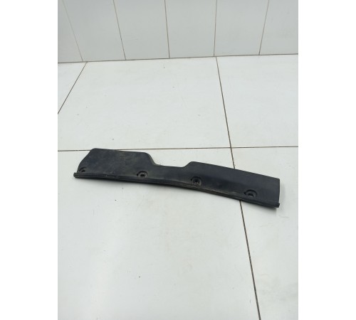 Пыльник крыла передний левый