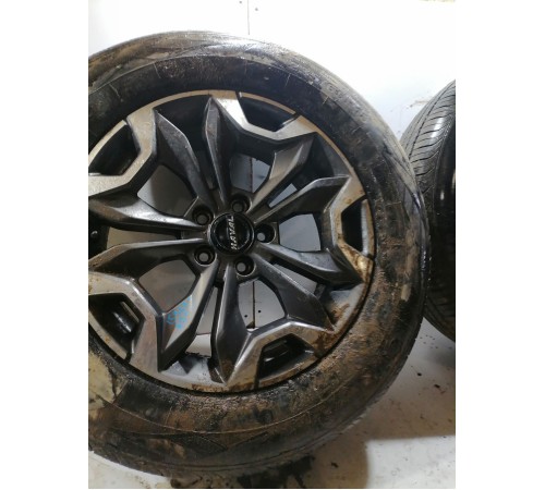 Комплект колес 235/65R18 лето