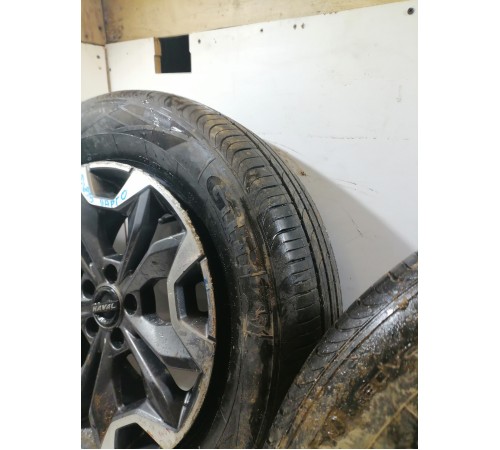 Комплект колес 235/65R18 лето