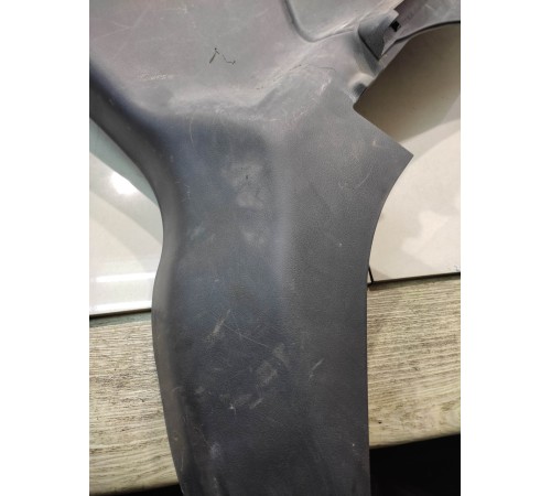 Обшивка багажника (правая)