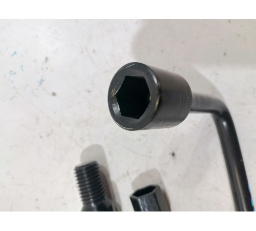 Буксировочный ключ (инструменты)