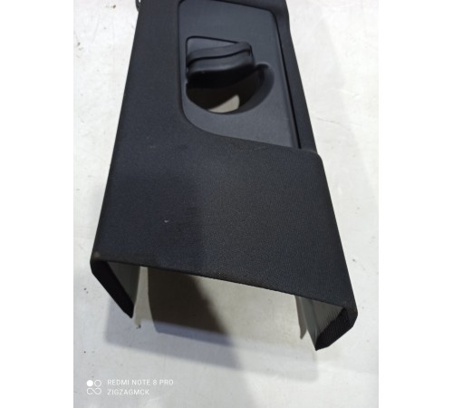 Обшивка центральной стойки(левая верхняя)