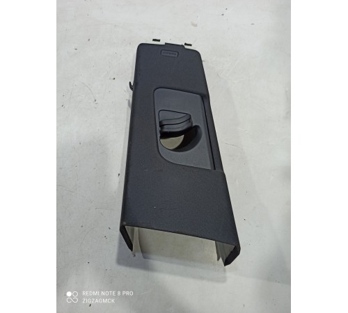 Обшивка центральной стойки(левая верхняя)