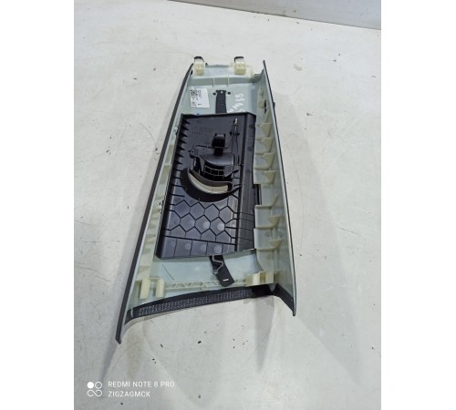 Обшивка центральной стойки(левая верхняя)