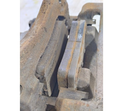 Суппорт тормозной задний правый