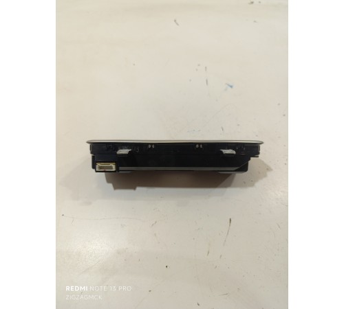 Плафон освещения салона