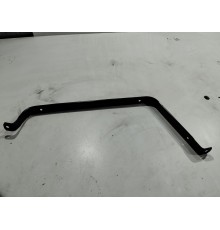 Крепление топливного бака