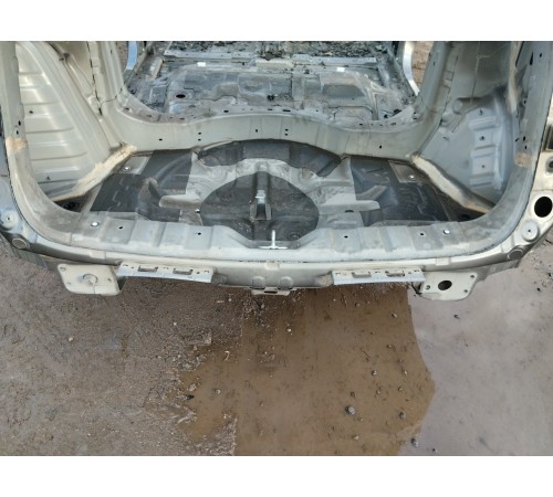 Задняя панель кузова