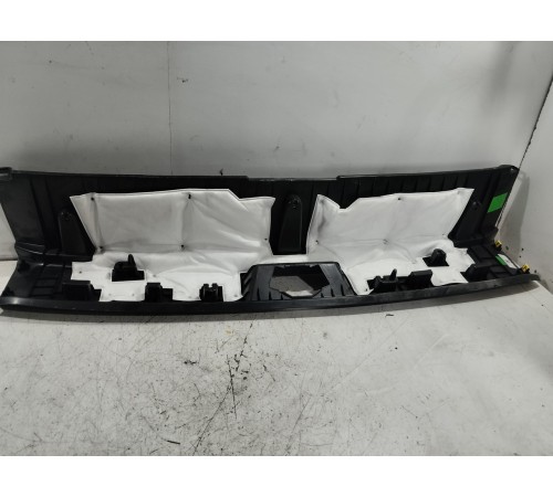 Накладка панели багажника