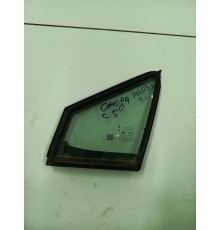 Форточка двери передняя левая